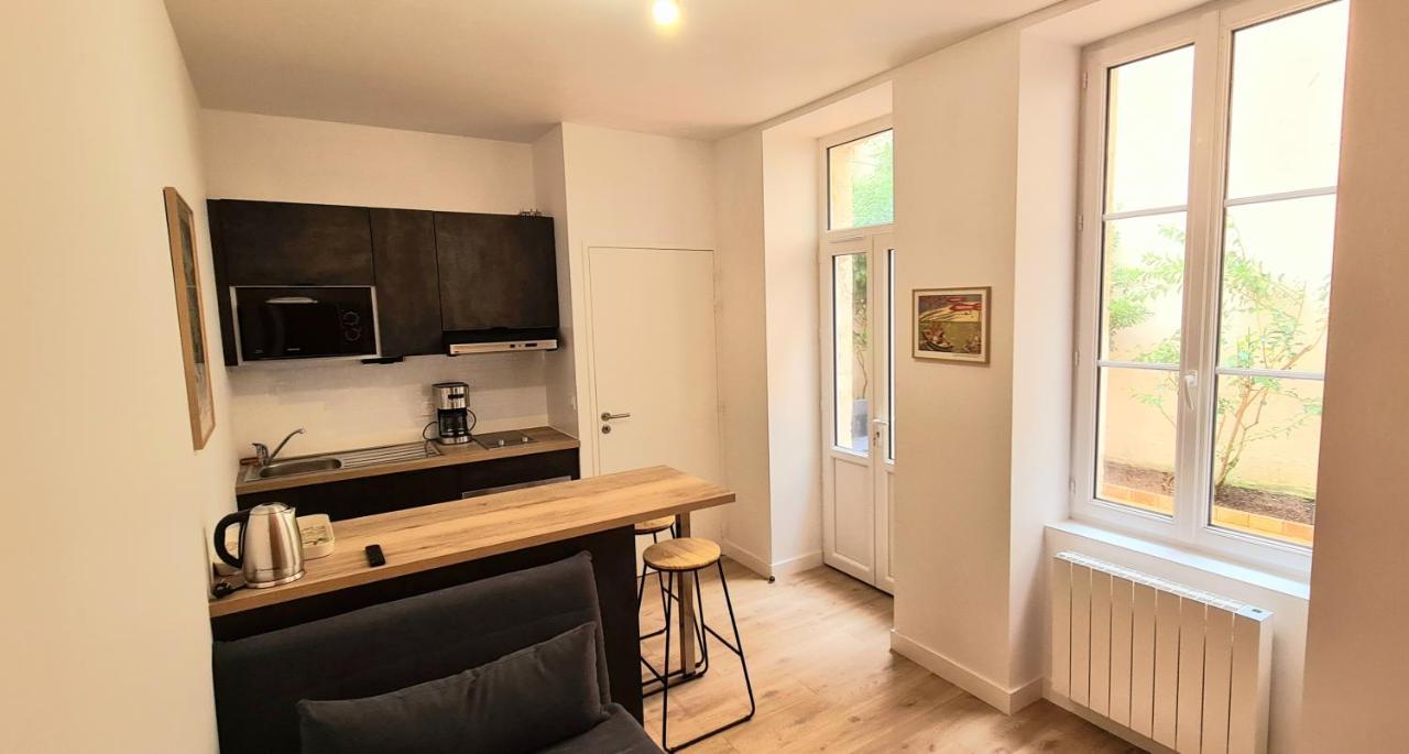 Apartment Coeur De La Rochelle Avec Terrasse *