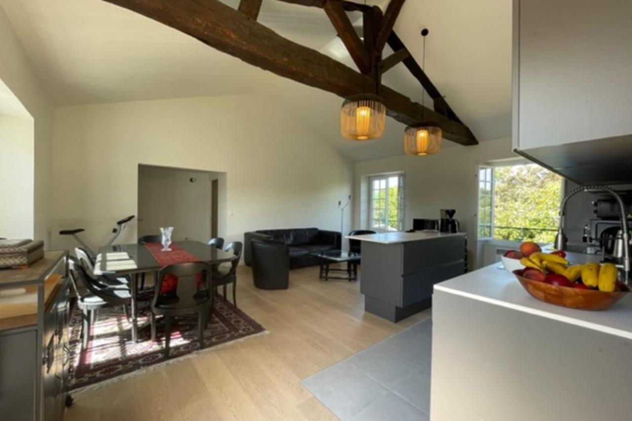 Apartment Charming 80m Near The Old Port!