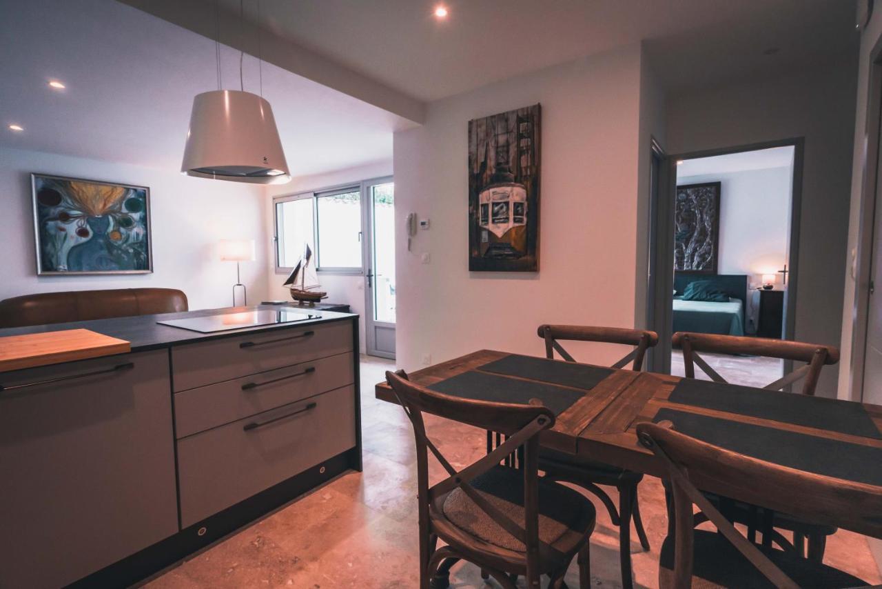 Avec Cour Privee Centre Classe 4 Etoiles Remparts 1 Apartment *