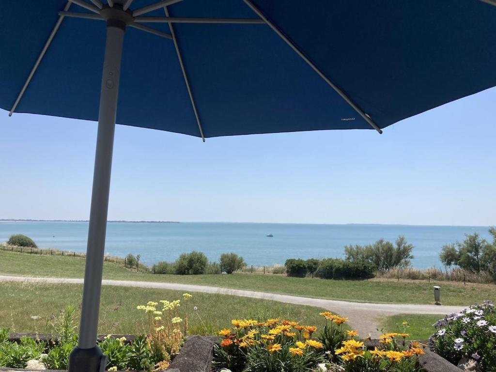 Lumineux Avec Vue Panoramique Sur L'ocean Apartment *