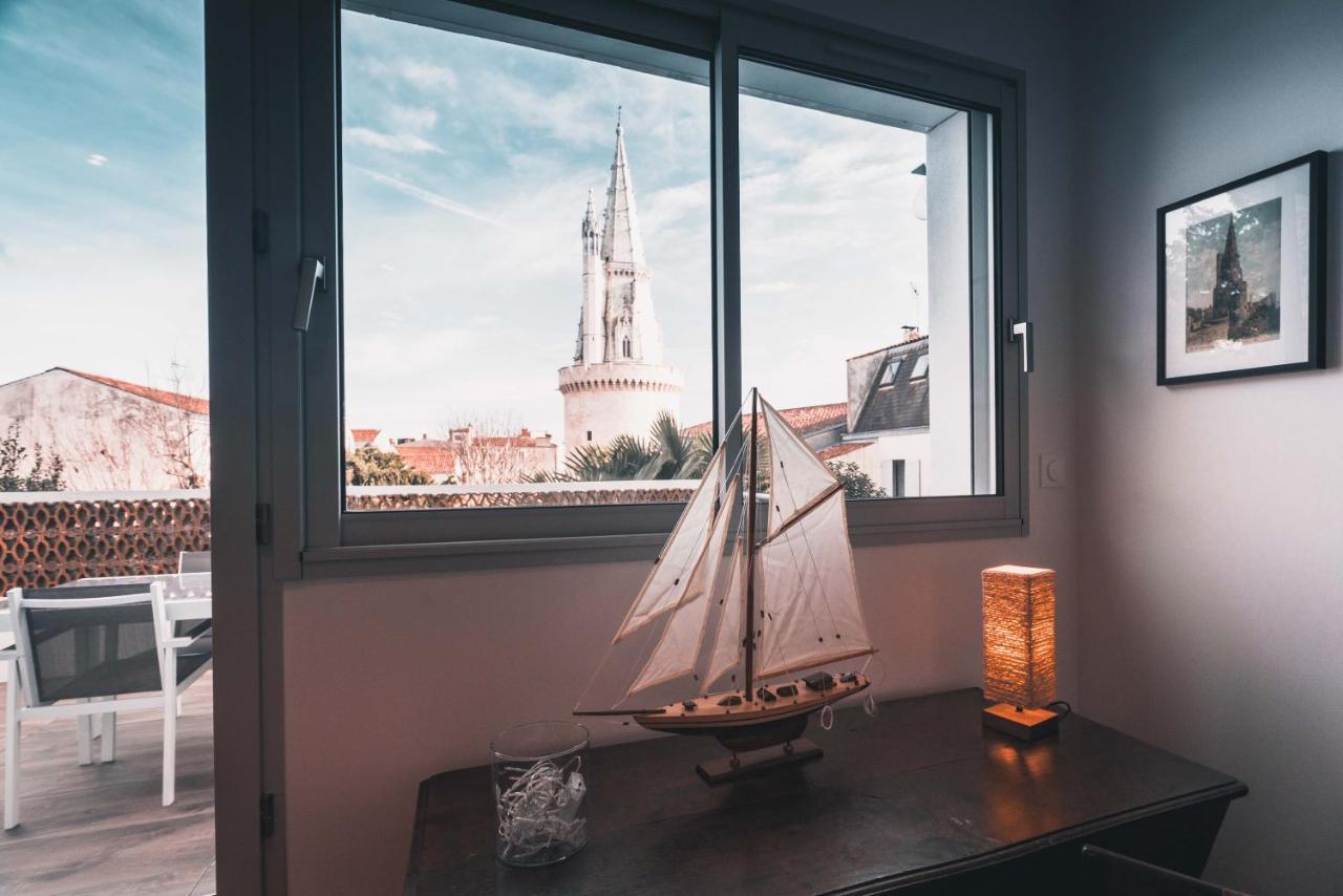 Vue Superbe Sur Tour De La Lanterne T2 Avec Terrasse Remparts 2 * La Rochelle (Charente-Maritime)
