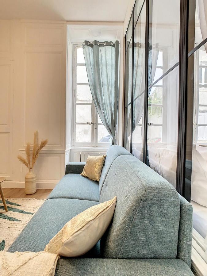 De Charme: La Rochelle/vieux Port Apartment *