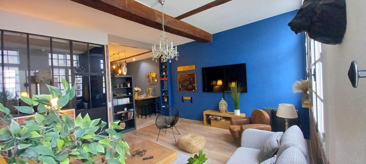 La Rochelaise : Calme&somptueux Dans L'hyper Centre. Appartement *