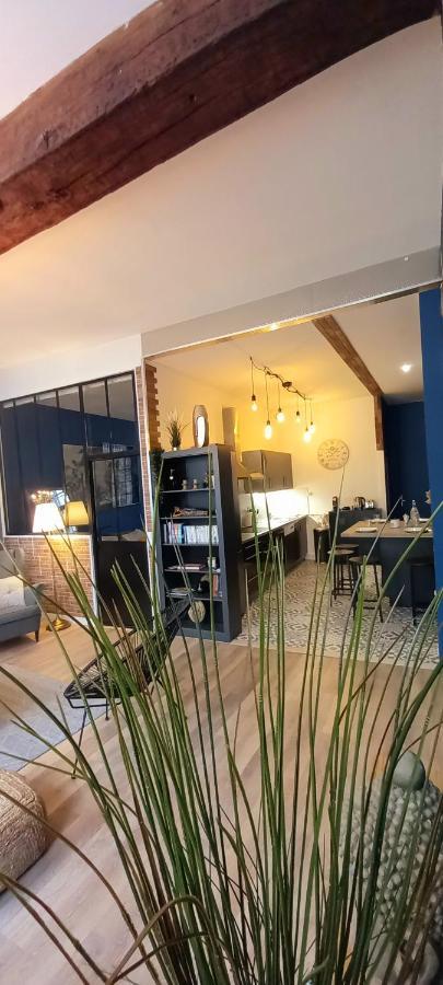 La Rochelaise : Calme & Somptueux Dans L'hyper Centre. Apartment *