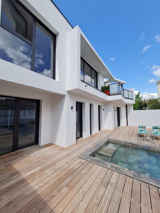 Nc30 , Privatives Deluxe Bed & Breakfast *