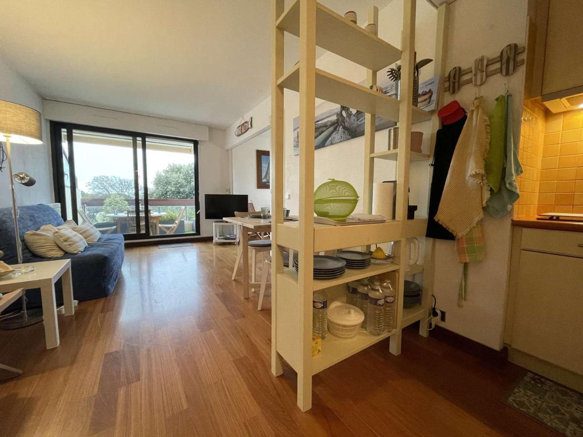 Apartment 2 Pieces Avec Piscine, Parking Prive - La Rochelle - Fr-1-246-594 *