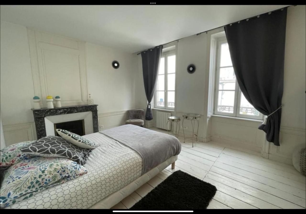 Apartment Plein Centre De La Rochelle
