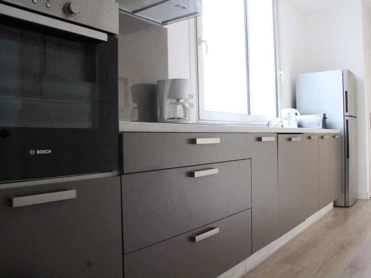 Appartement La Rochelle, 2 Pièces, 4 Personnes - Fr-1-246-49 *