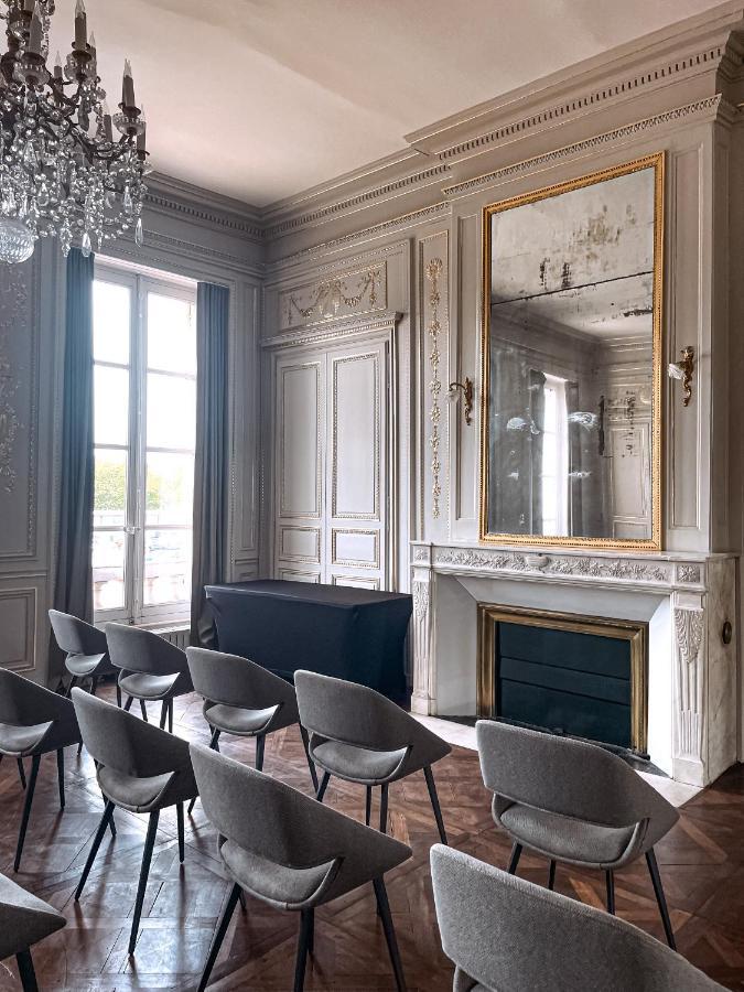Maison Des Ambassadeurs