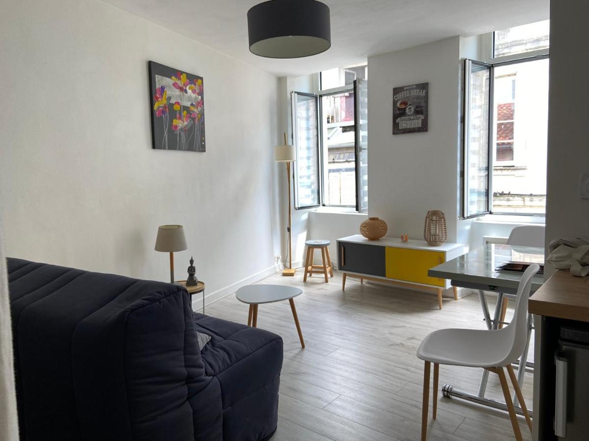 L'oasis Marin Meuble, Lumineux Et Cosy A 1min A Pied Du Marche Dans L'hyper Centre De La Rochelle Avec Tv Et Wifi Appartement La Rochelle (Charente-Maritime)