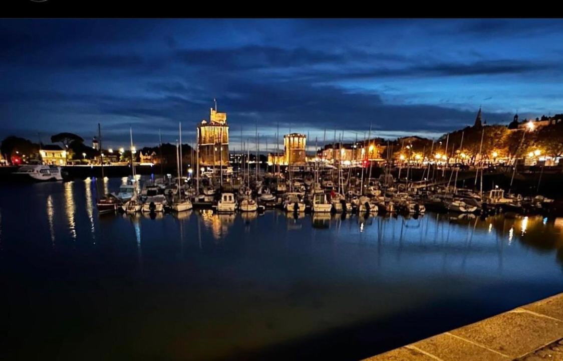 Apartment Nuits Oceanes A La Rochelle Avec Parking Privatif