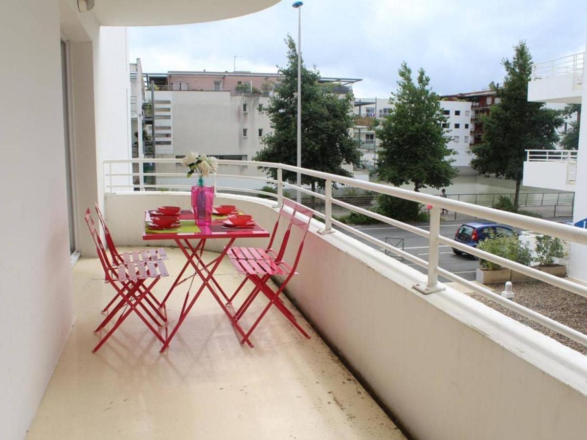 Apartment 2 Pieces Avec Balcon, Parking Et Piscine, La Rochelle - Fr-1-246-11