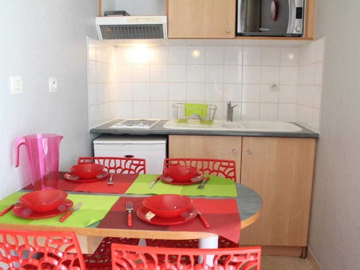 Apartment 2 Pieces Avec Balcon, Parking Et Piscine, La Rochelle - Fr-1-246-11