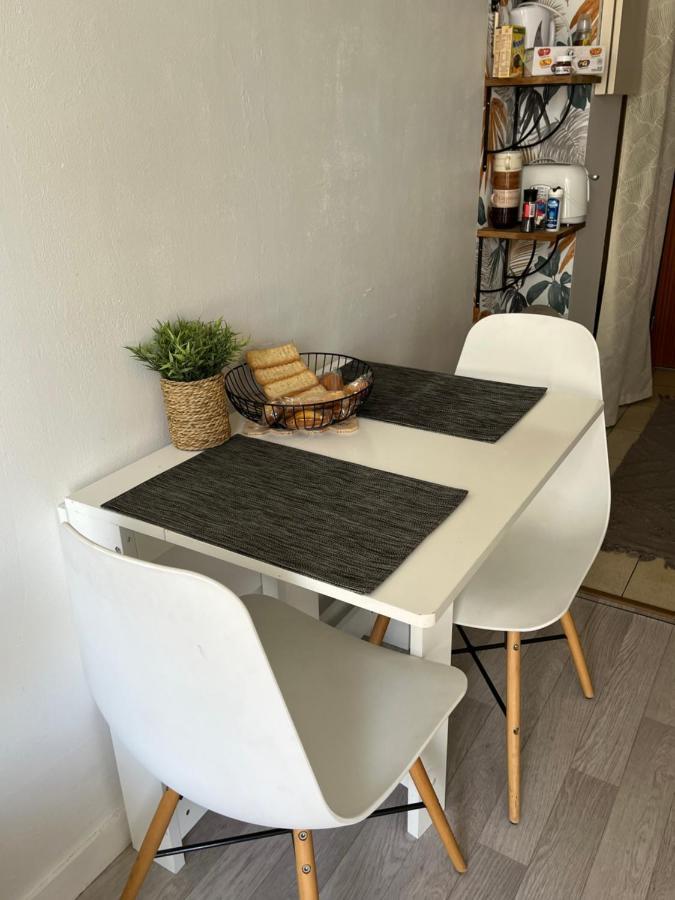 Au Coeur Du Centre De La Rochelle Au Calme Avec Stationnement Gratuit Appartement