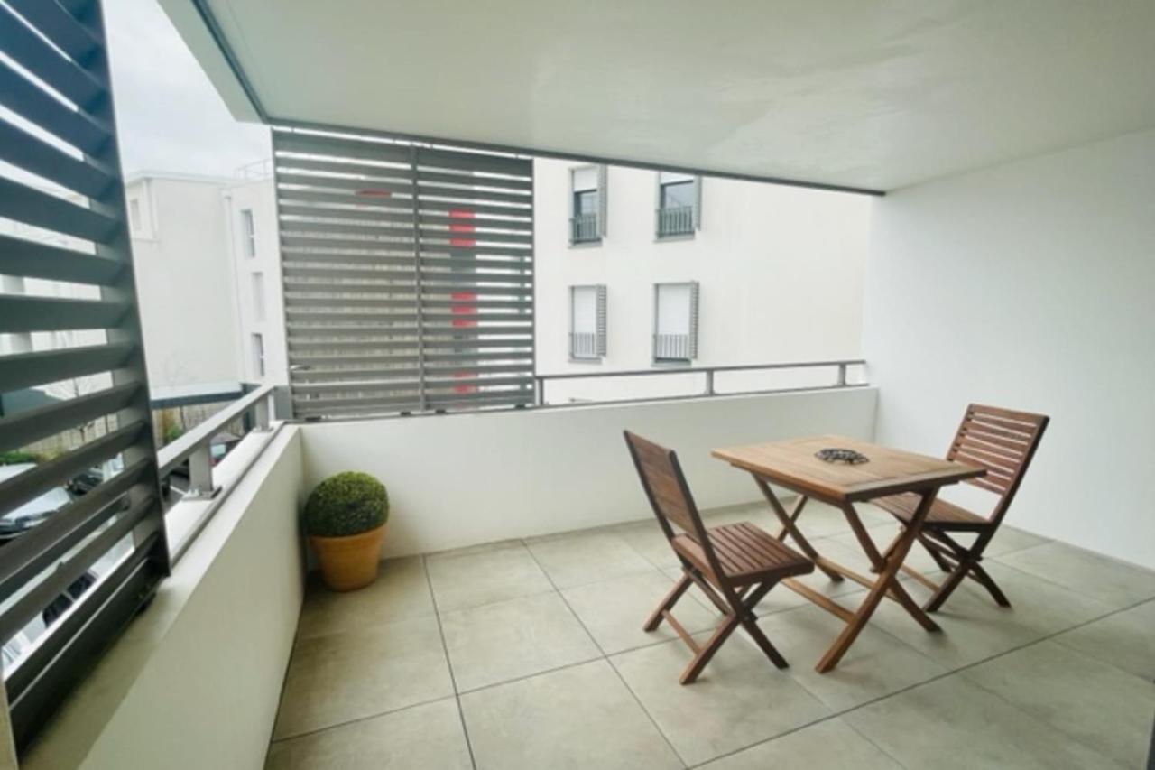66m With Terrace In La Rochelle Appartement