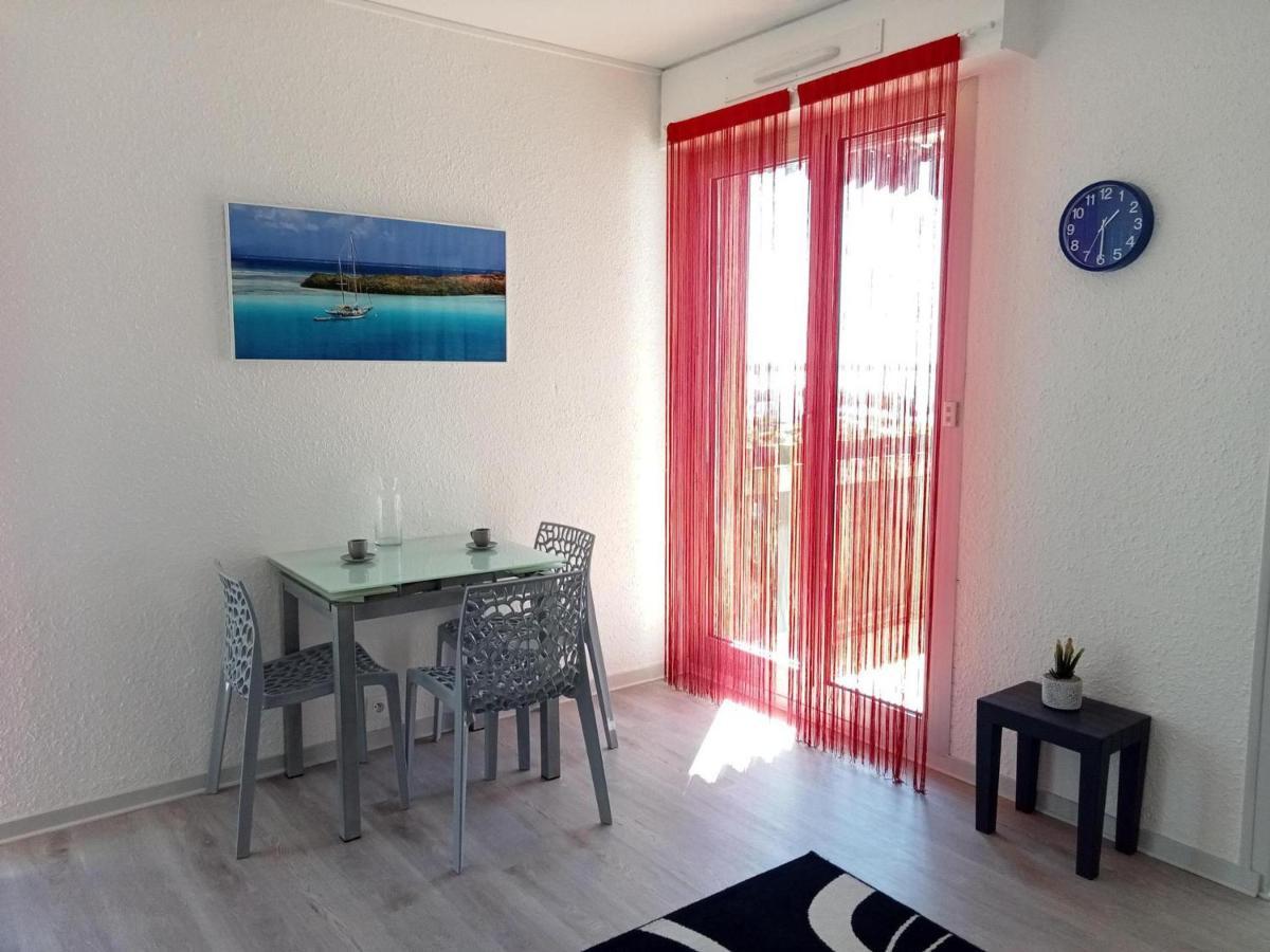 Appartement La Rochelle, 1 Pièce, 2 Personnes - Fr-1-551-40