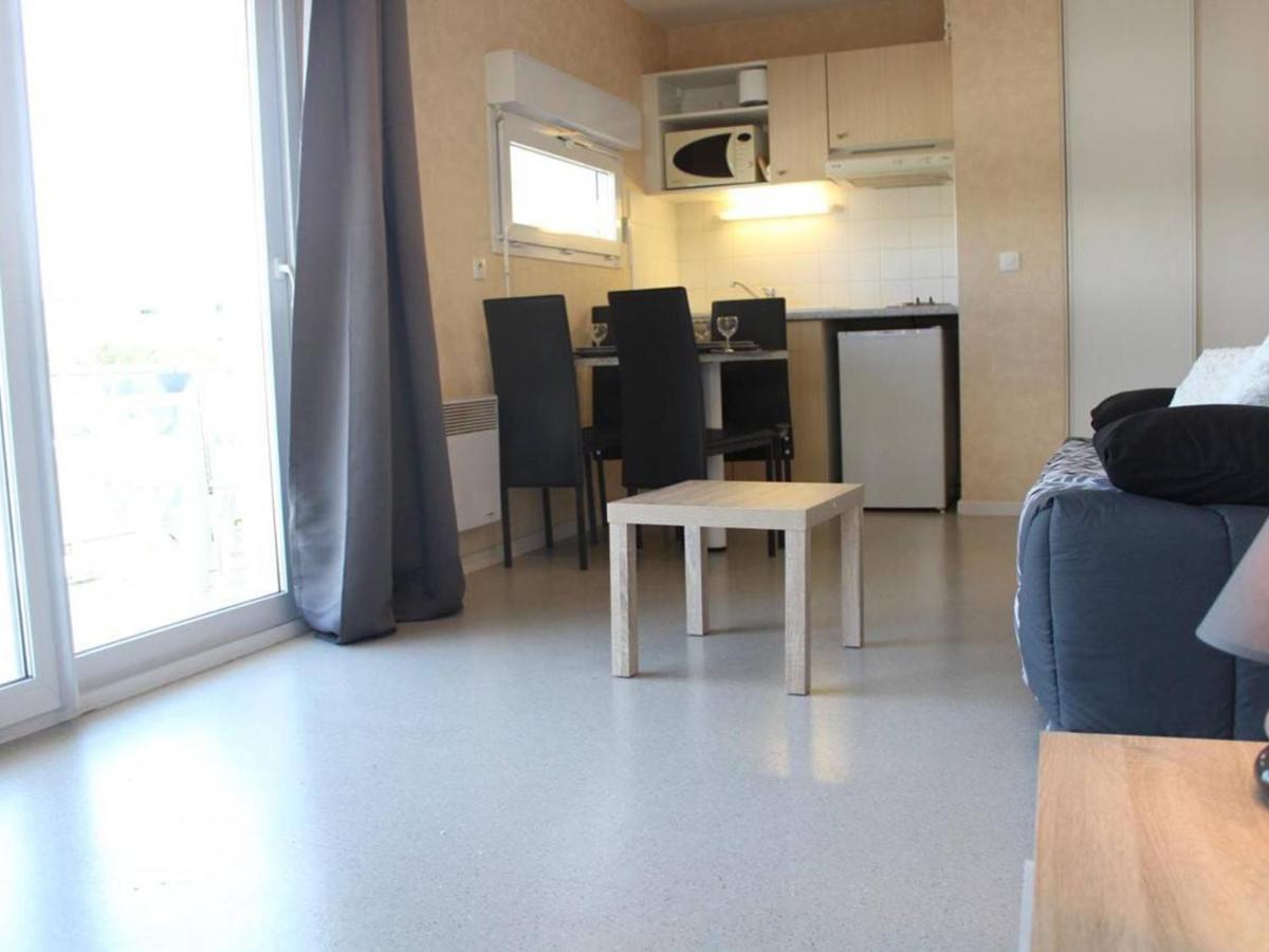 Appartement La Rochelle, 1 Pièce, 4 Personnes - Fr-1-246-311 *