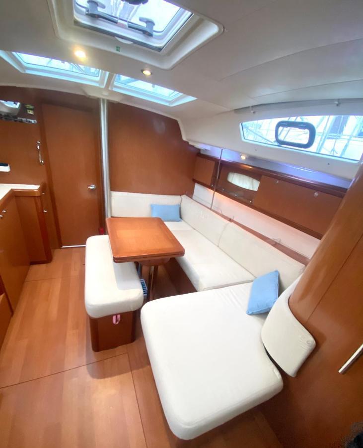 De Rêve Sur Yacht - Boat Paradise Bateau-hôtel *