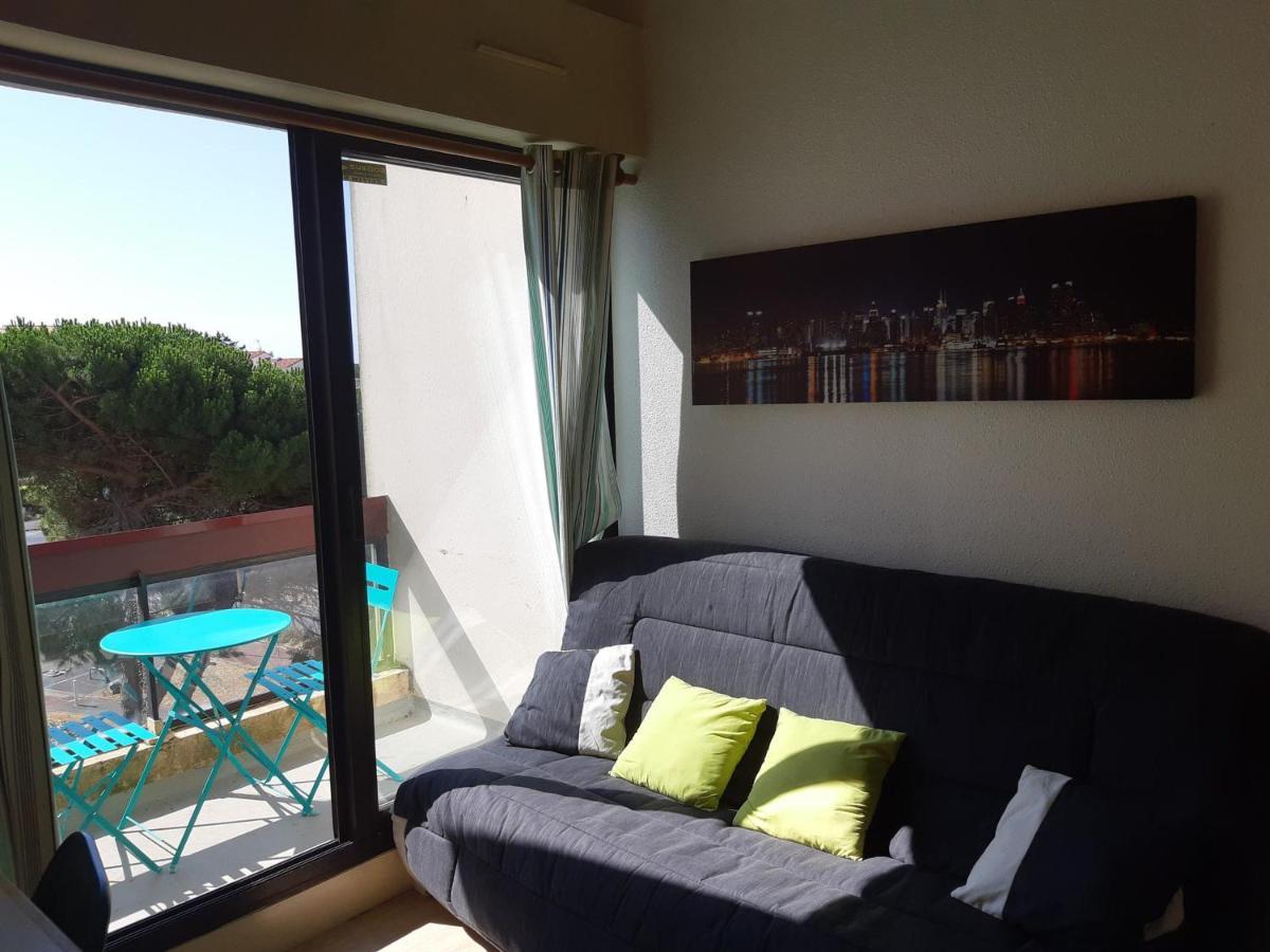 Appartement La Rochelle, 2 Pièces, 4 Personnes - Fr-1-551-36 La Rochelle (Charente-Maritime)