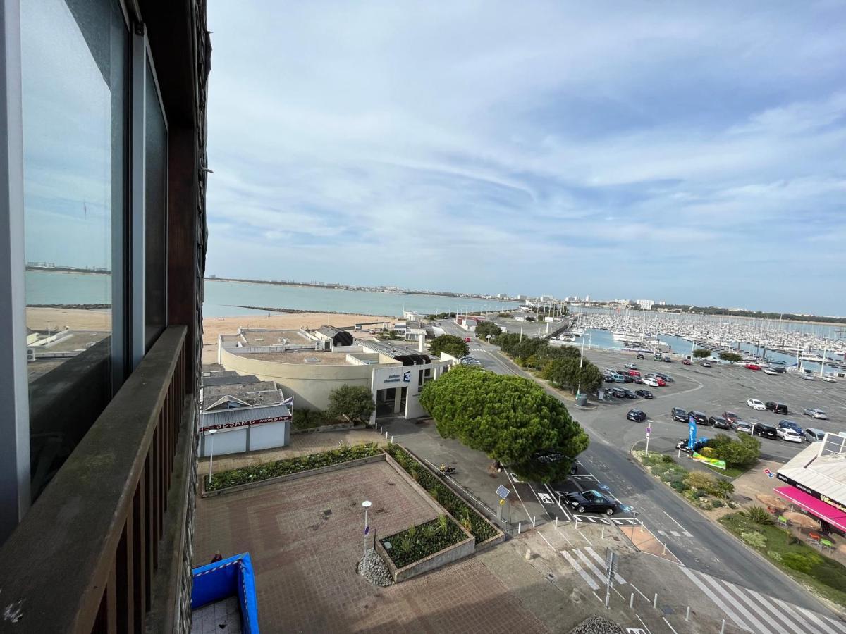 Vue Et Parking *