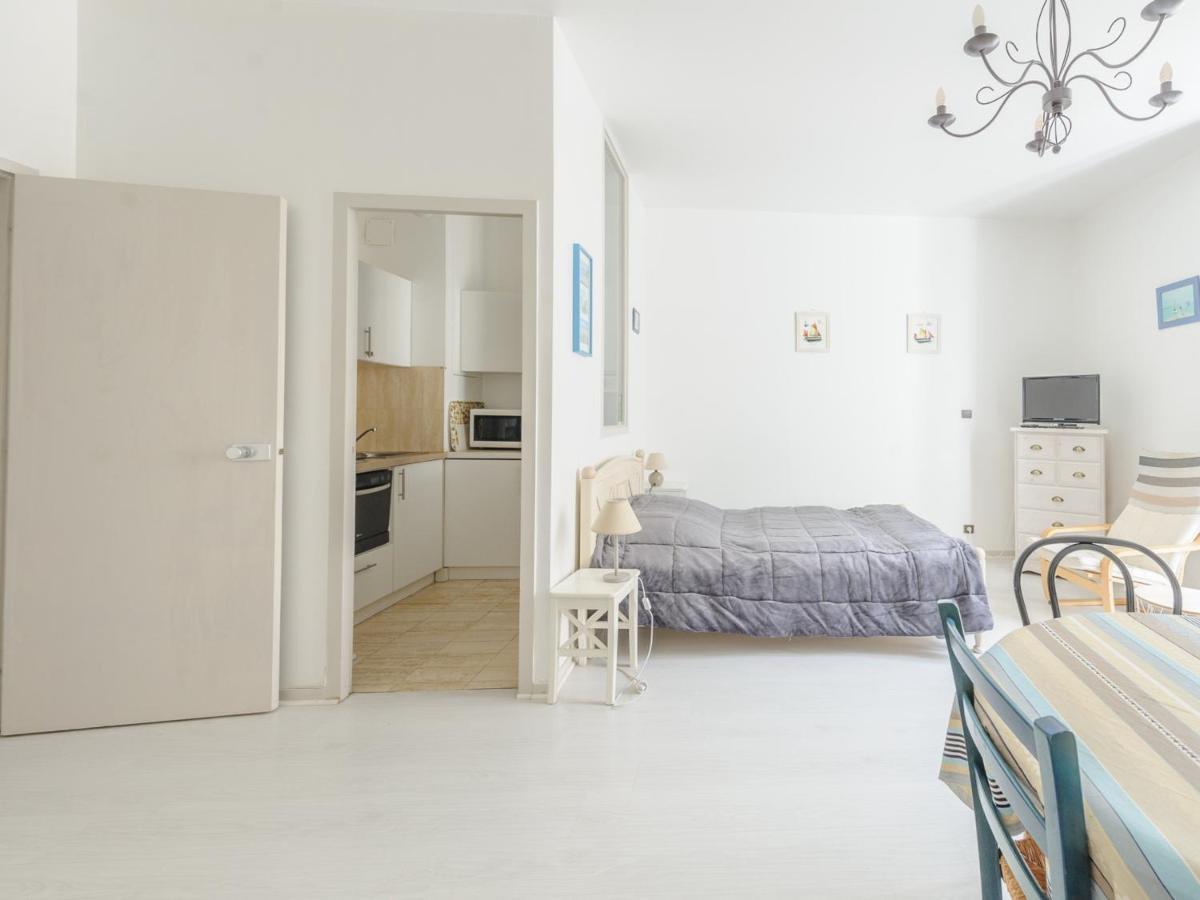 Charmant Studio 37m2 Centre-ville La Rochelle, Proche Vieux Port, Equipe Pour 2/3 Personnes - Fr-1-535-40 * La Rochelle (Charente-Maritime)