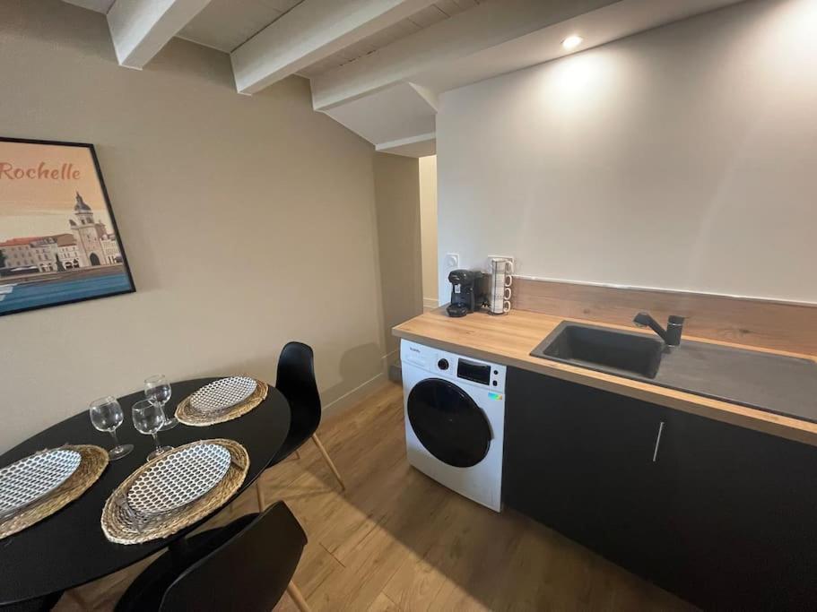 Apartment Le P Tit Marin Proche Marche Et Gare Sncf- Wifi Debit -
