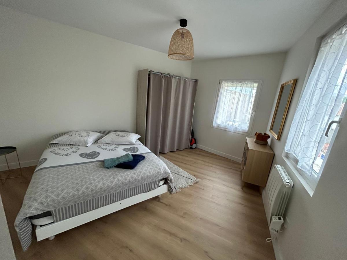 Appartement T2 Lumineux Et Cosy Au Calme Proche Du Centre Avec Tv Et Wifi *