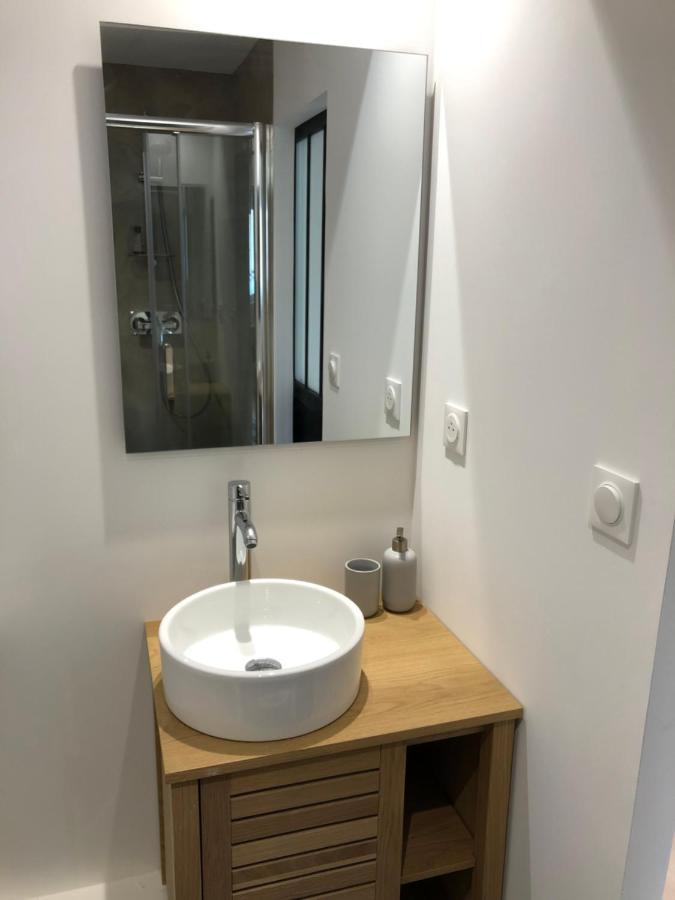 Terra Cosy Et Calme Proche Du Centre Avec Parking Tv Et Wifi * La Rochelle (Charente-Maritime)