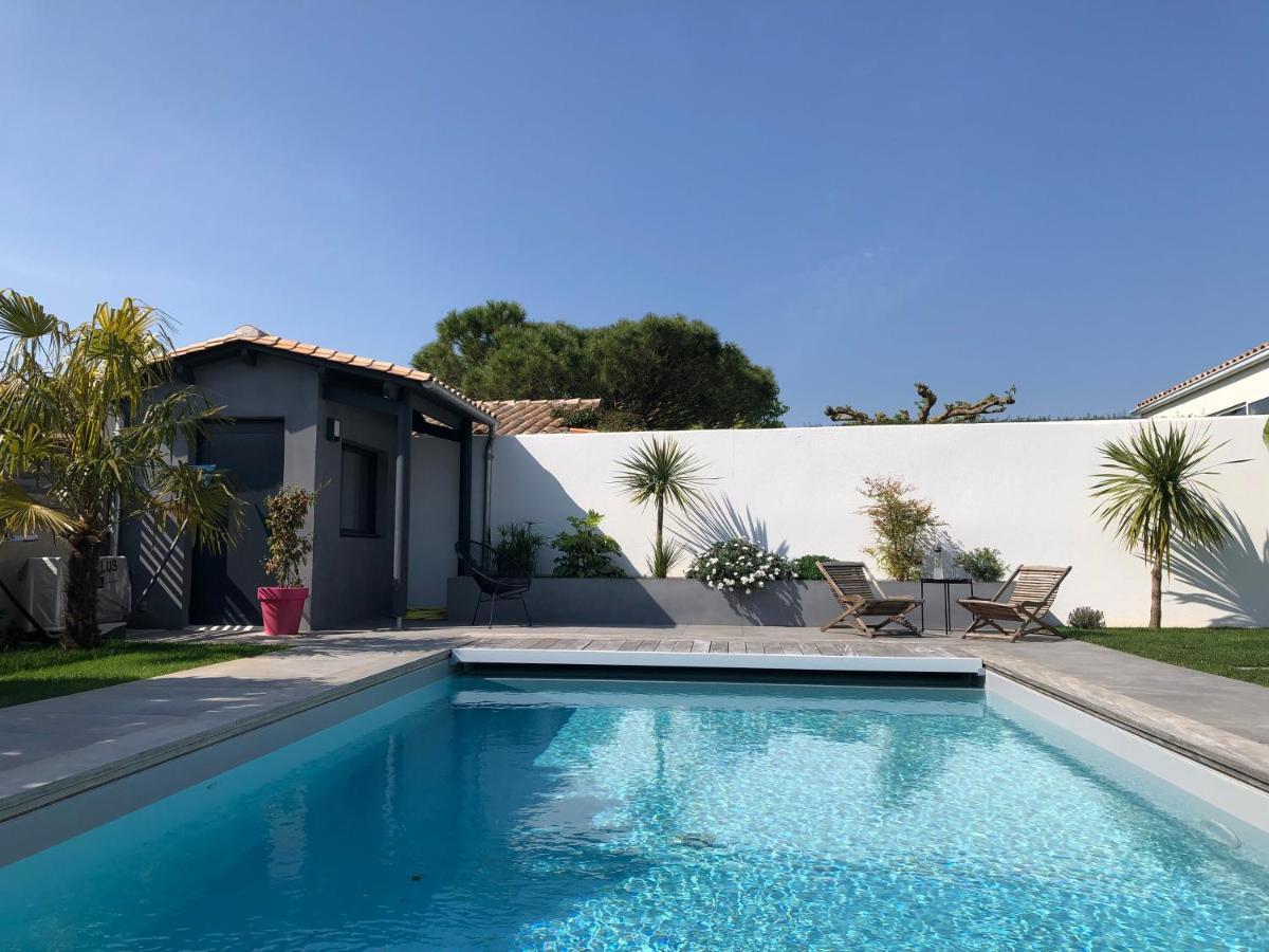 Maison M, Privee Acces Jardin Piscine Et Jacuzzi Pres De La Rochelle Bed & Breakfast La Rochelle (Charente-Maritime)
