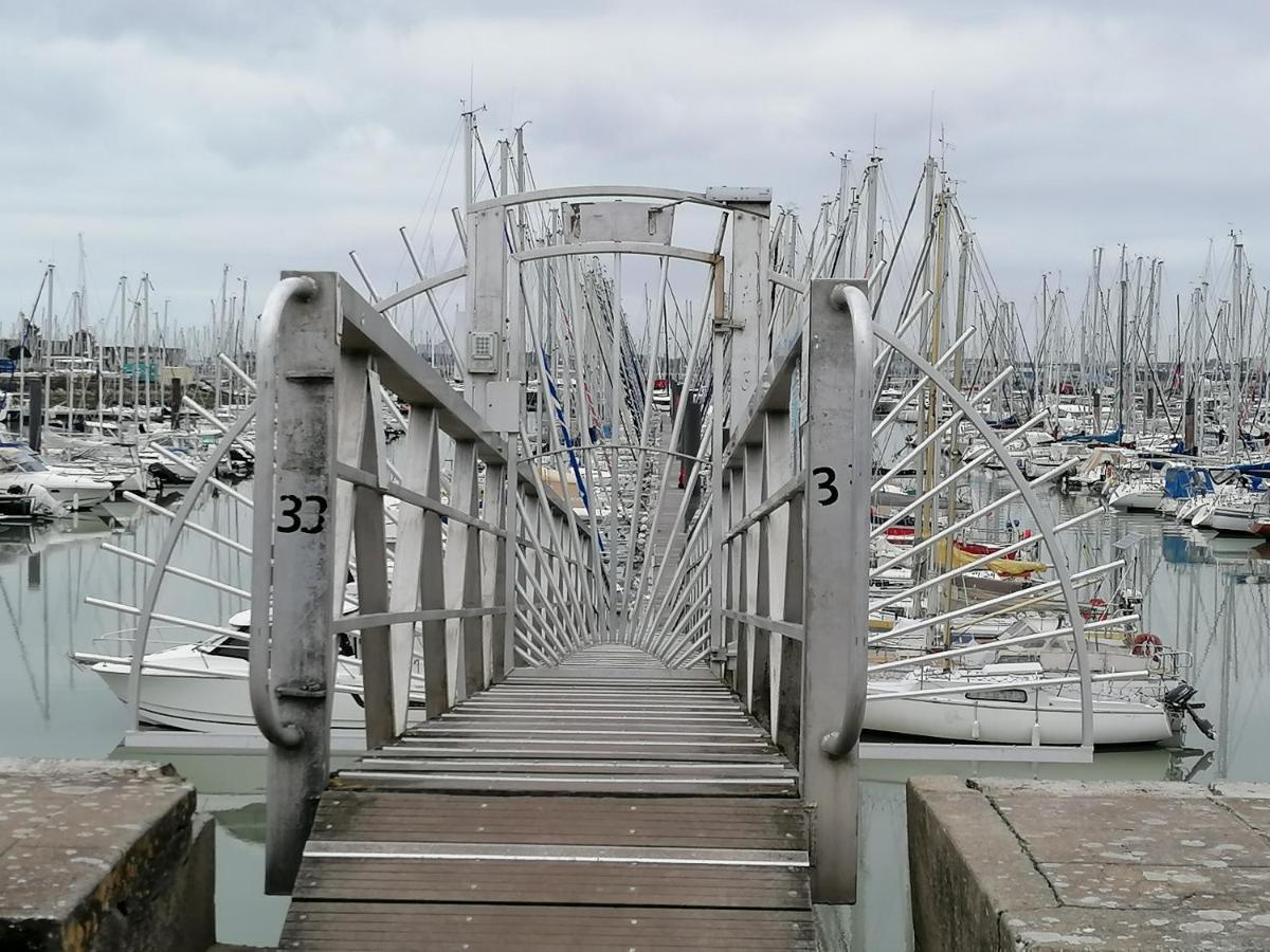 Bateau Voilier Quai Insolite * La Rochelle (Charente-Maritime)