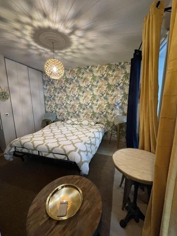 De Charme, Bed, La Rochelle *