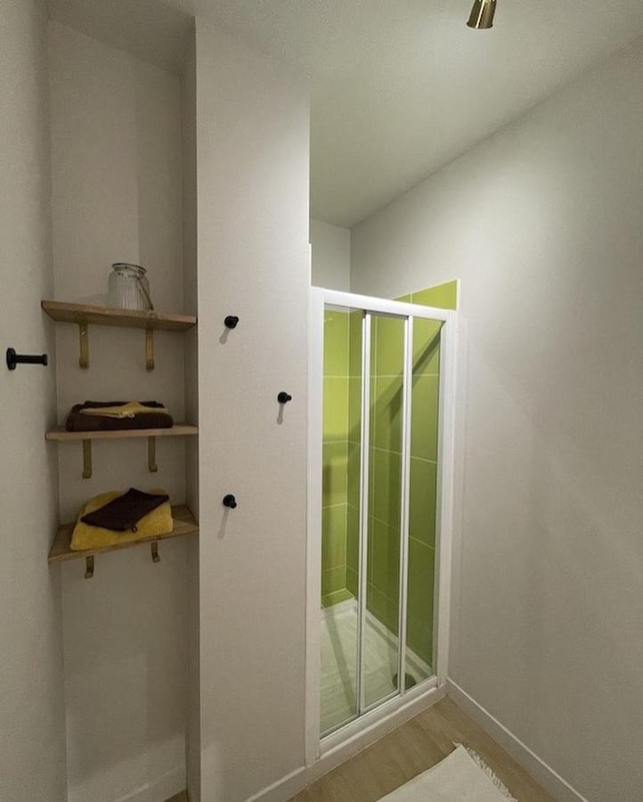 Appartement De Charme, Bed, La Rochelle