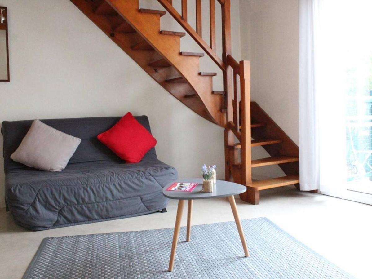 Avec Mezzanine, Balcon Et Parking Proche Et Centre, La Rochelle - Fr-1-246-211 La Rochelle (Charente-Maritime)