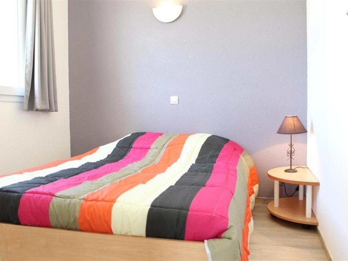 La Rochelle: Appt 2 Pieces, Piscine, Parking, Animaux Ok - Fr-1-246-648 *