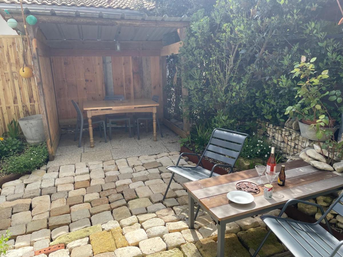 Maison Independante Avec Jardin, Tres Calme, Centre La Rochelle * La Rochelle (Charente-Maritime)