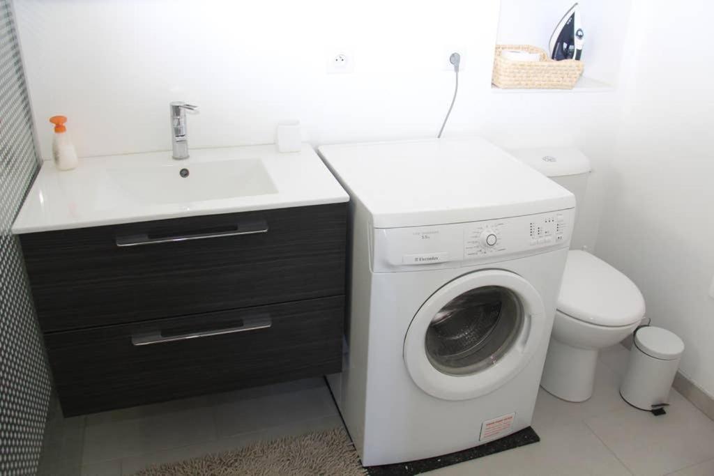Superbe T1 Bis De 35 M2 - Stationnement Gratuit - Proche Gare Et Port - Apt Droit Apartment La Rochelle (Charente-Maritime)