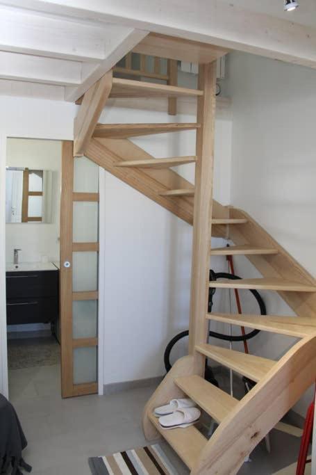 Apartment Superbe T1 Bis De 35 M2 - Stationnement Gratuit - Proche Gare Et Port - Apt Droit La Rochelle (Charente-Maritime)
