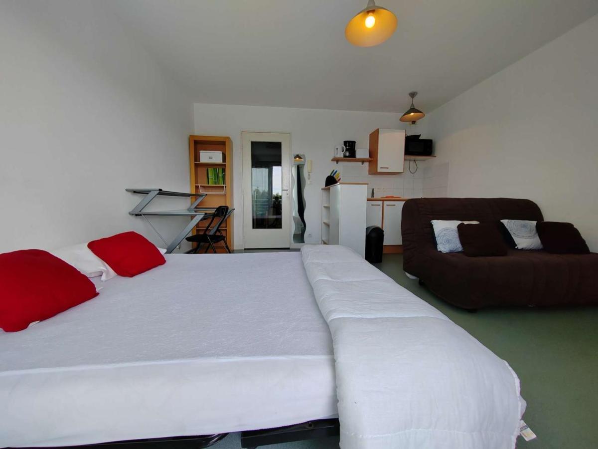 Apartment Confortable Avec Terrasse, Proche Plage, Parking Prive - La Rochelle - Fr-1-246-61