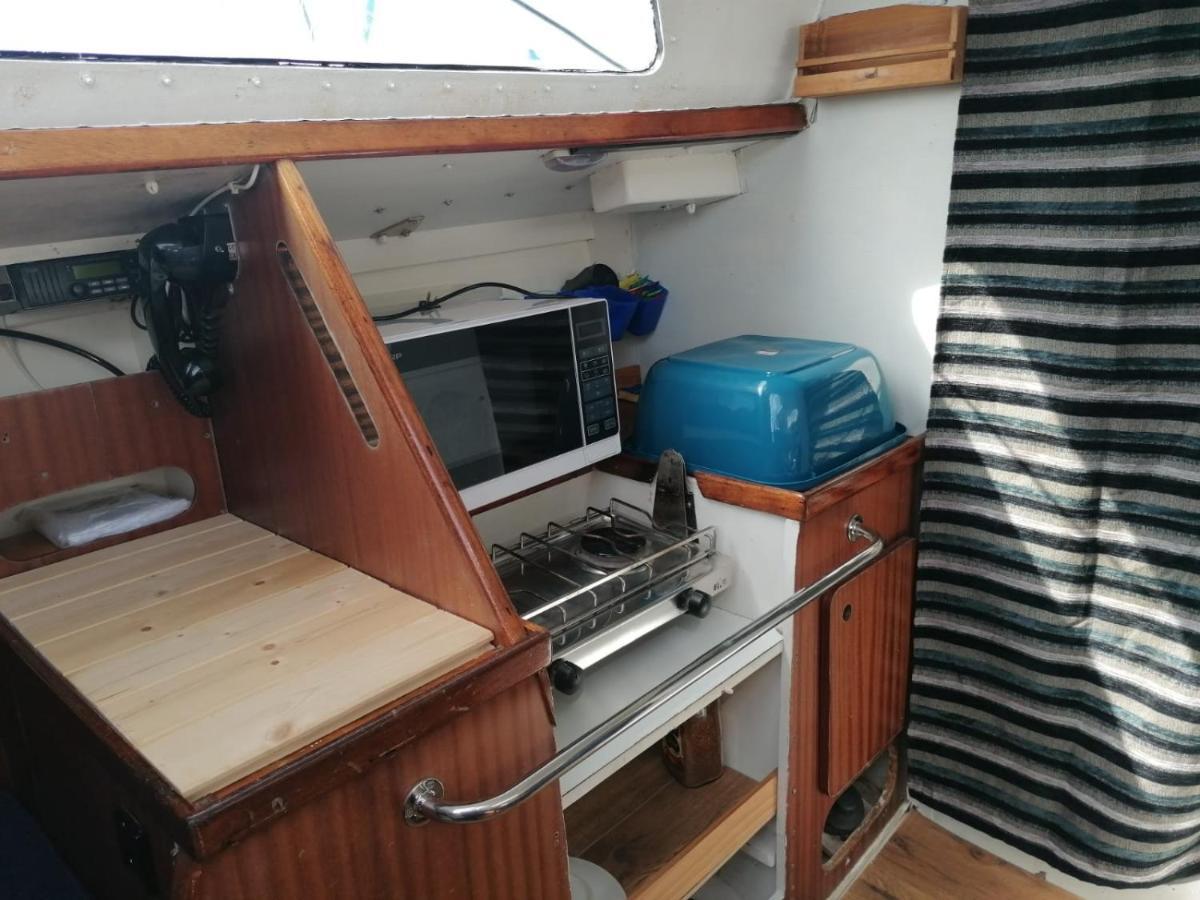 Bateau-hôtel Bateau à Quai La Rochelle (Charente-Maritime)