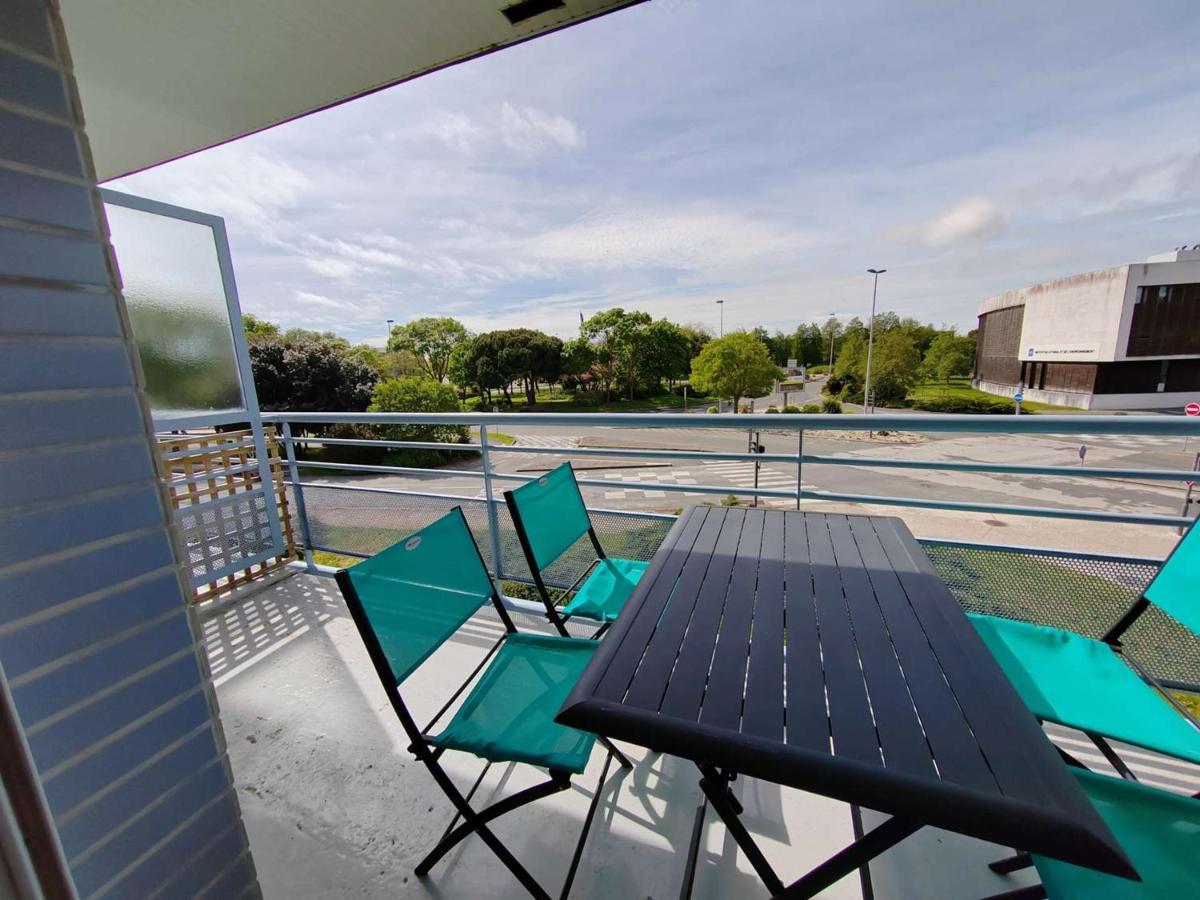 Confortable Avec Terrasse, Proche Plage, Parking Prive - La Rochelle - Fr-1-246-61 Apartment
