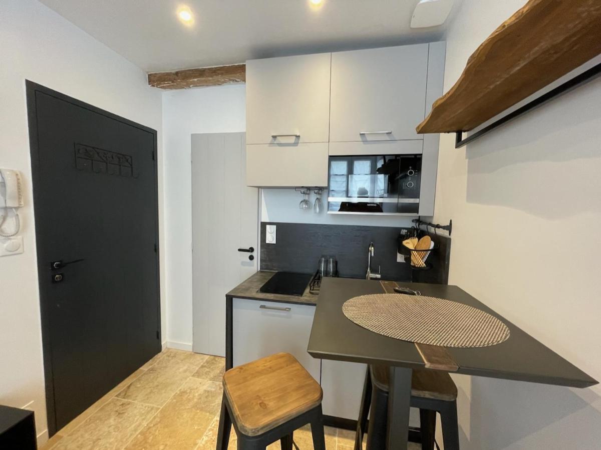 Apartment Petite Amenagee Avec Cuisine St Louis 3 *