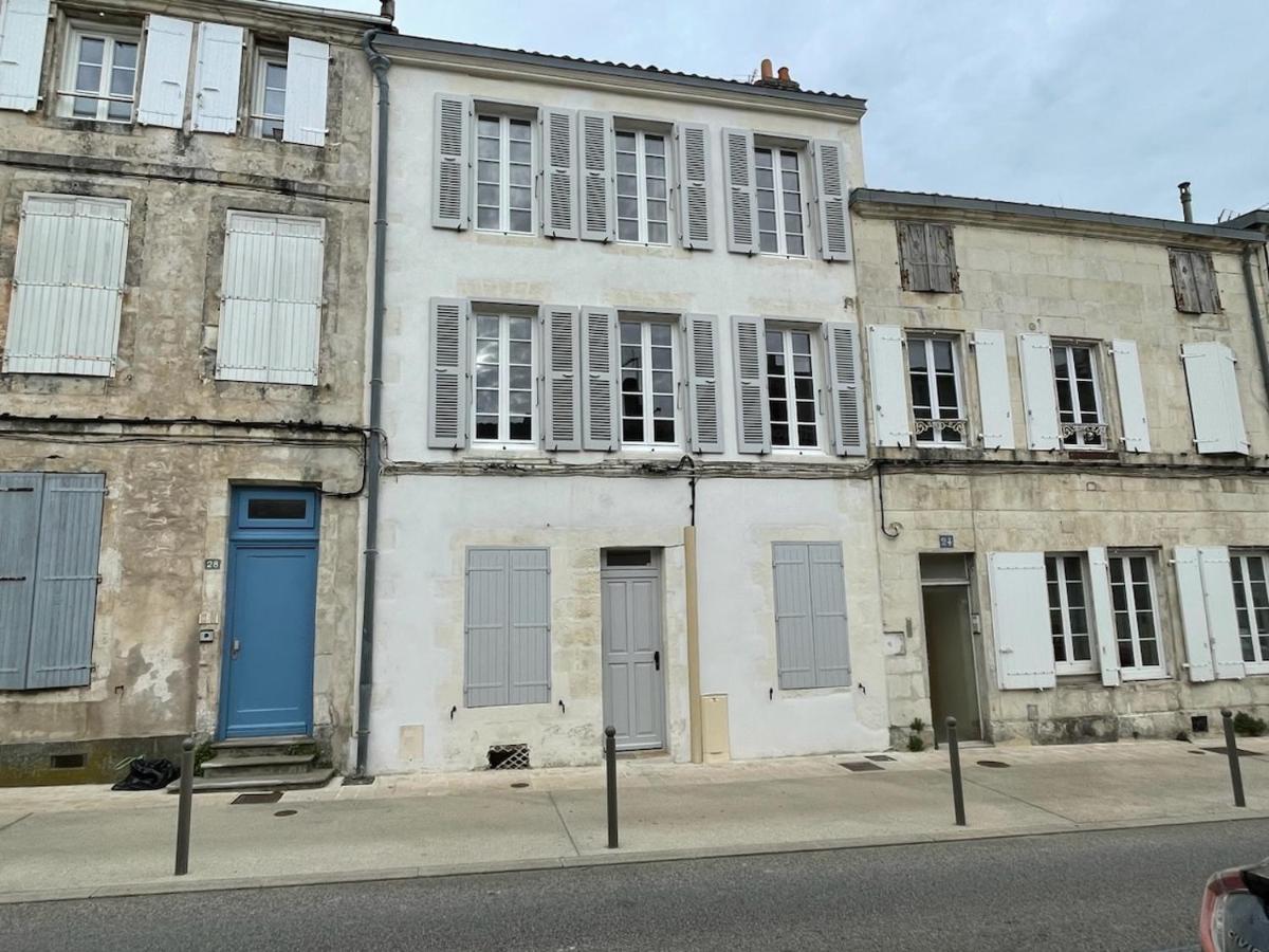 Petite Amenagee Avec Cuisine St Louis 3 Apartment