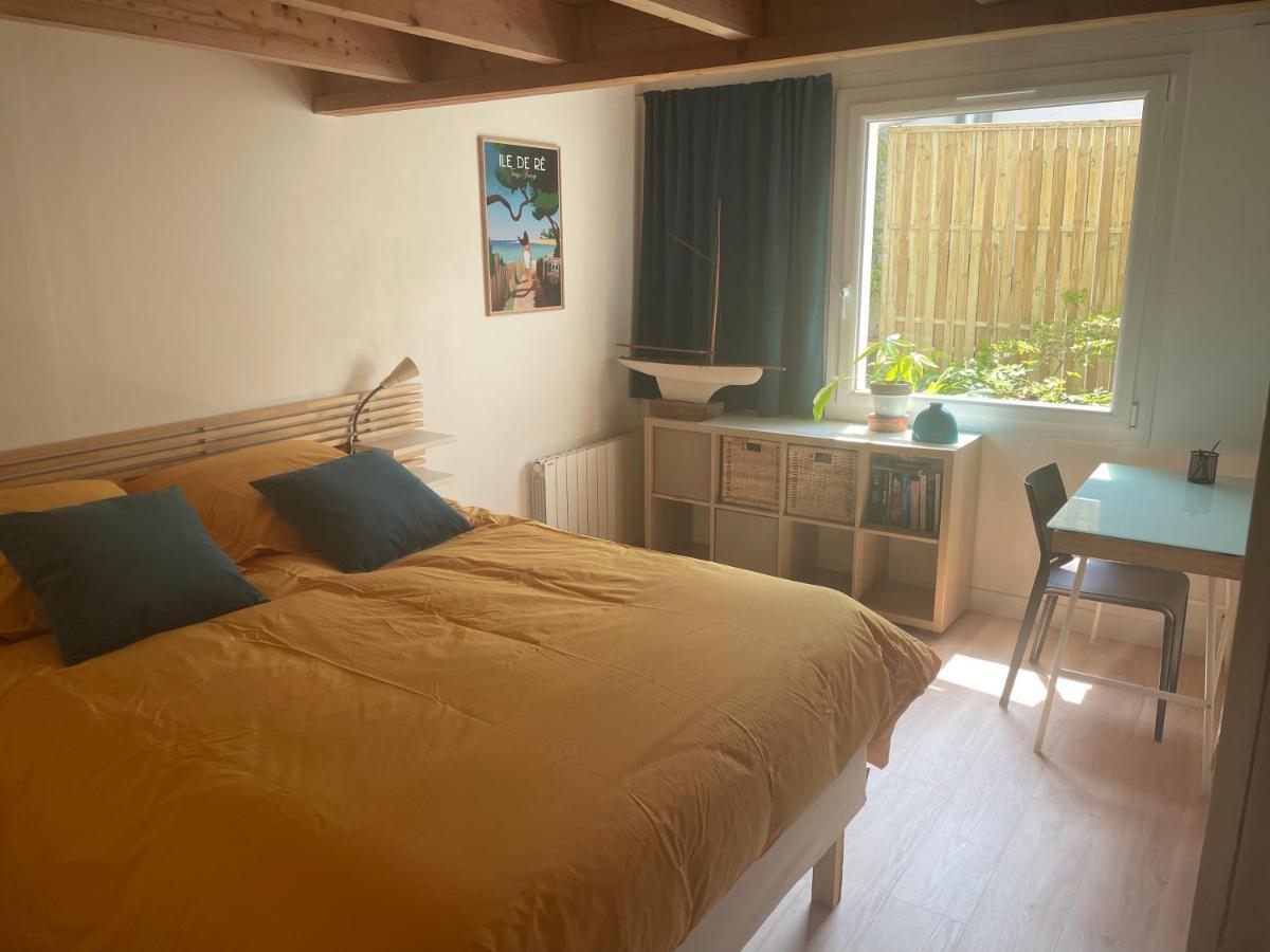 Maison Independante Avec Jardin, Tres Calme, Centre La Rochelle Apartment *