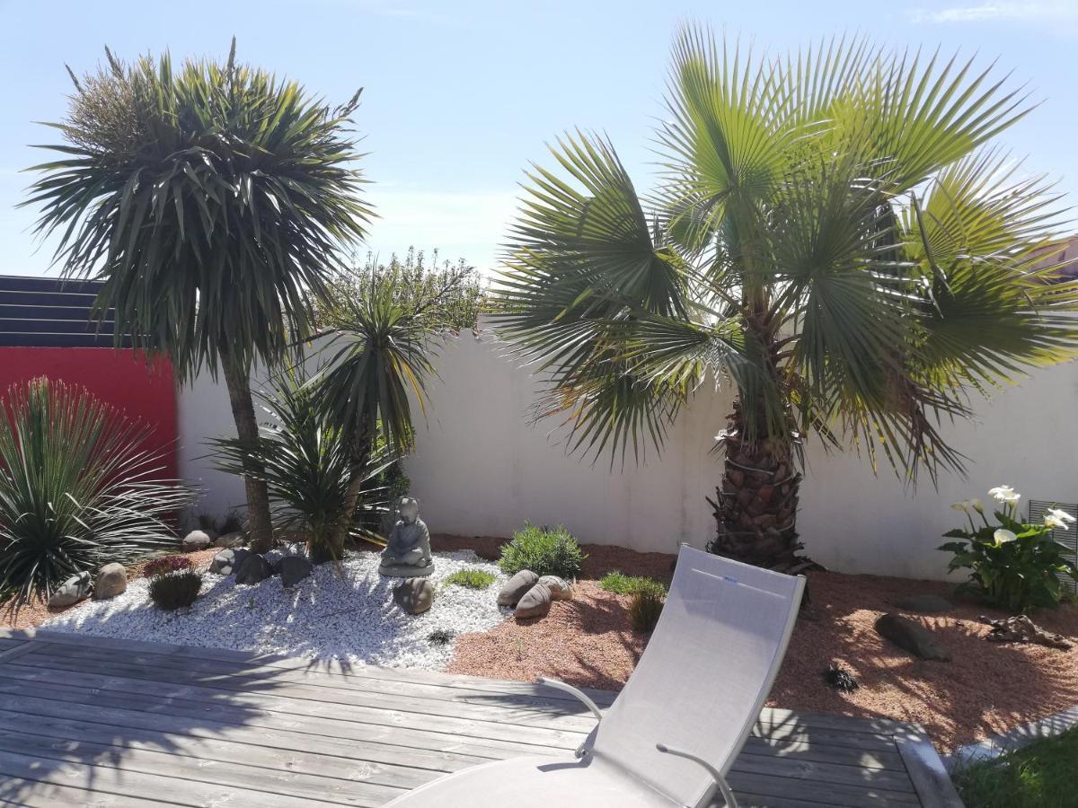 Independant Avec Piscine Et Cuisine Exterieures La Rochelle (Charente-Maritime)