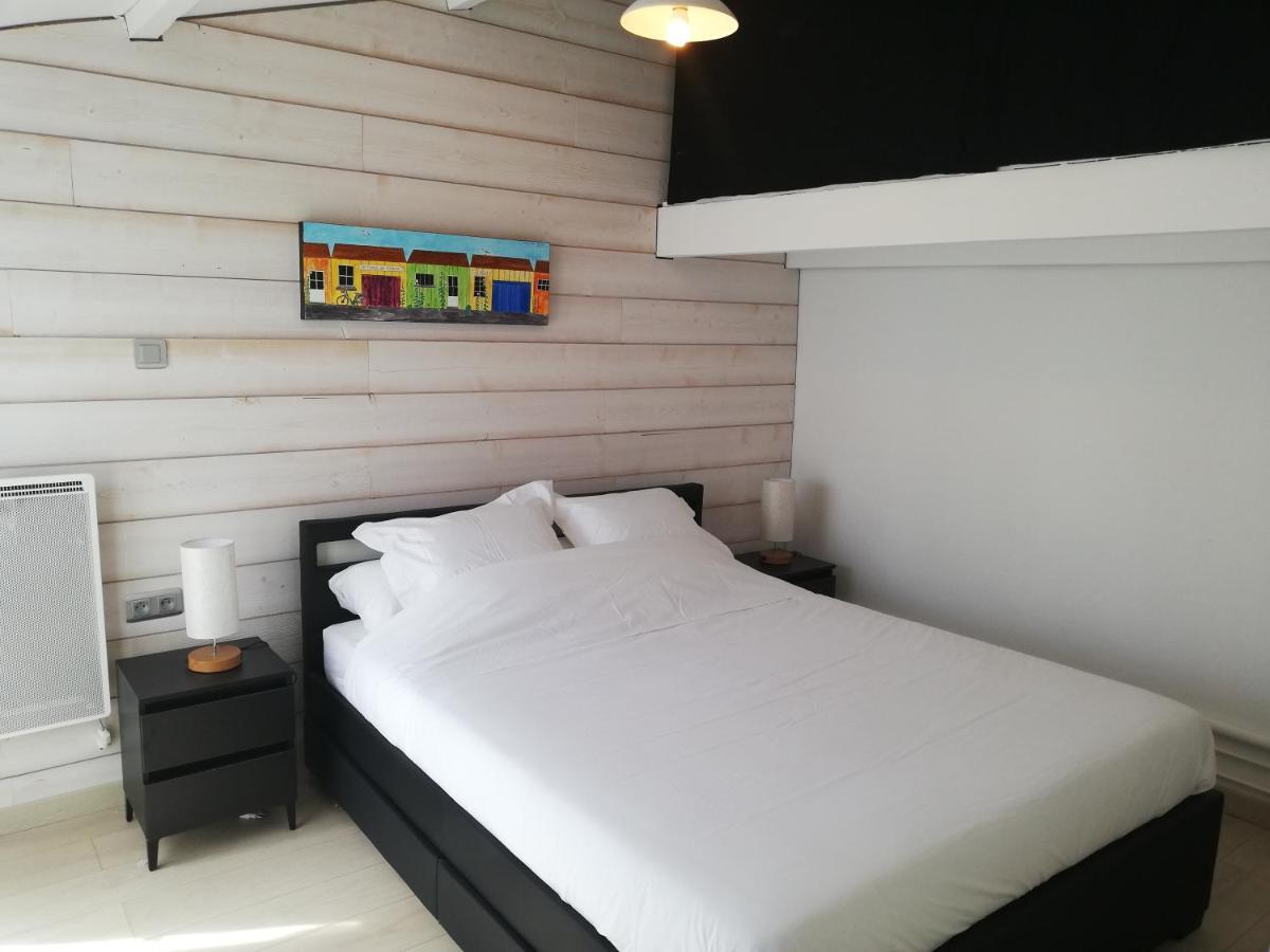 Independant Avec Piscine Et Cuisine Exterieures Homestay