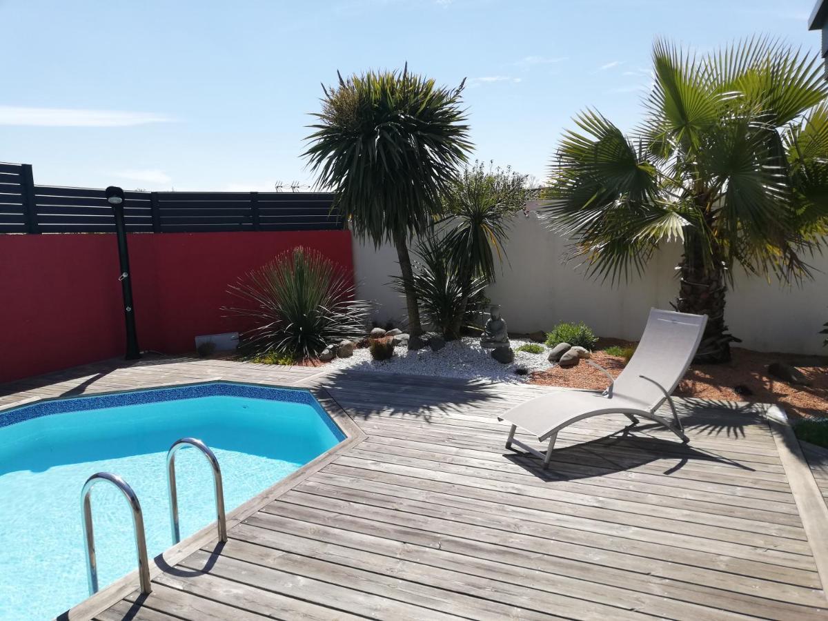 Independant Avec Piscine Et Cuisine Exterieures Homestay *