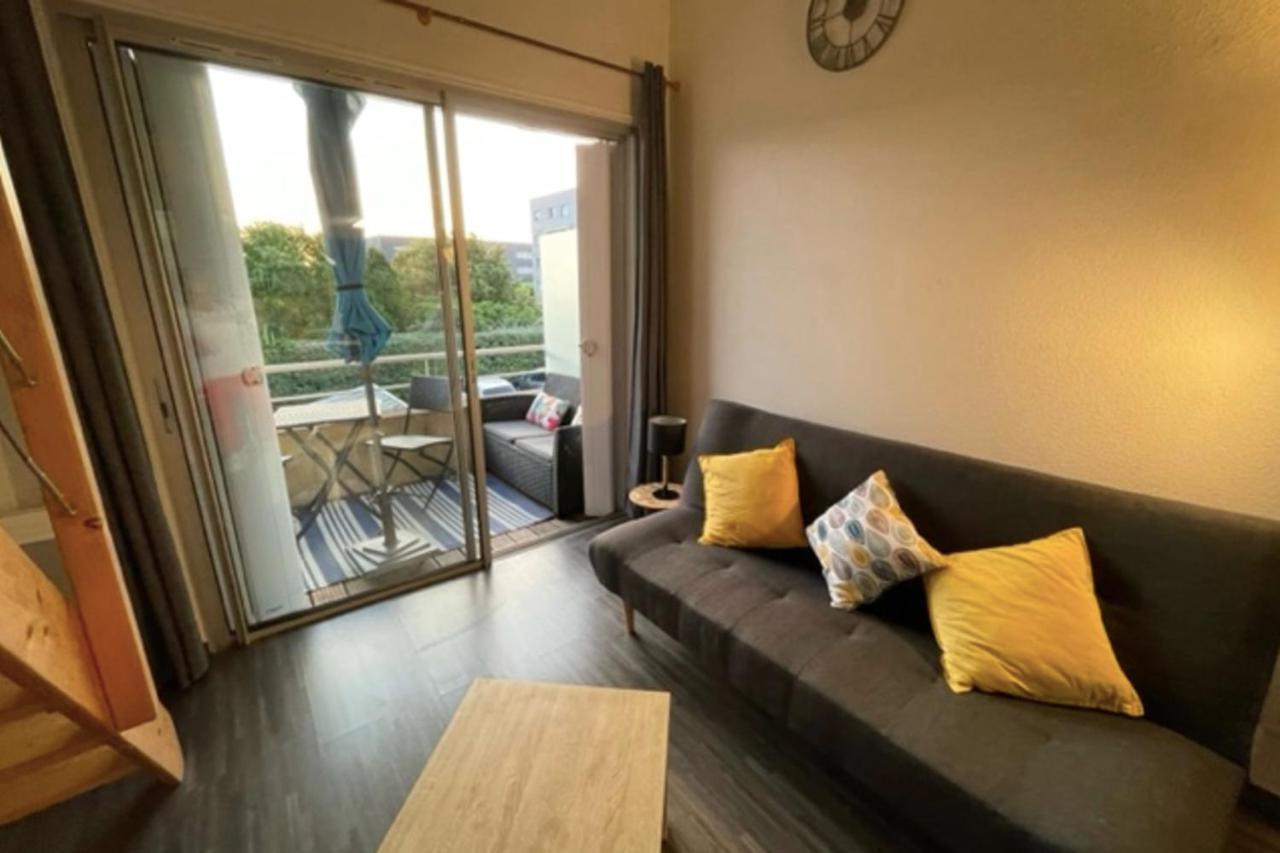 Appartement Lovely With Balcony Near The