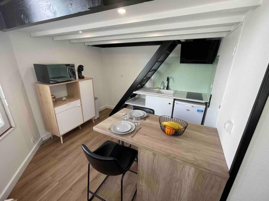 Appartement La Perle Marine- Proche Marche Central Et Vieux Port - Wifi Haut Debit - *