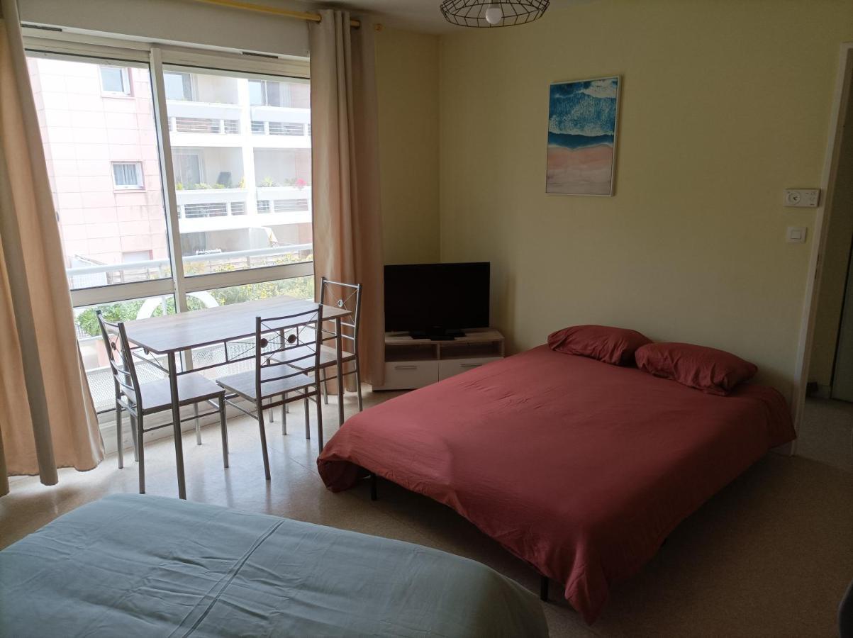 Appartement T1 Confortable Situe 100m Plage Des Minimes