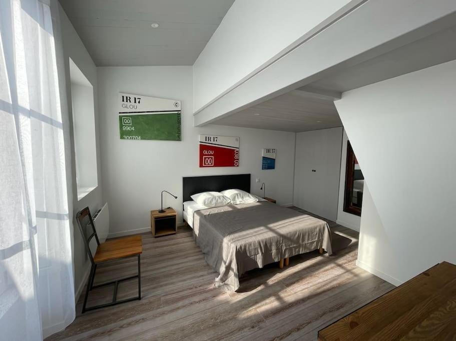 Grand Ancien En Centre Appartement *